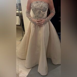 MIKAEL D
Dress